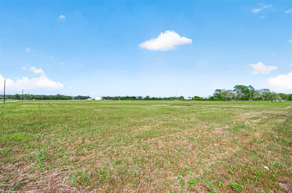 County Road 222 Wharton, TX 77488