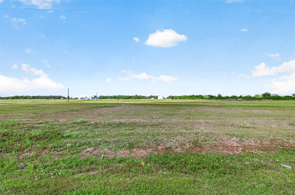 County Road 222 Wharton, TX 77488