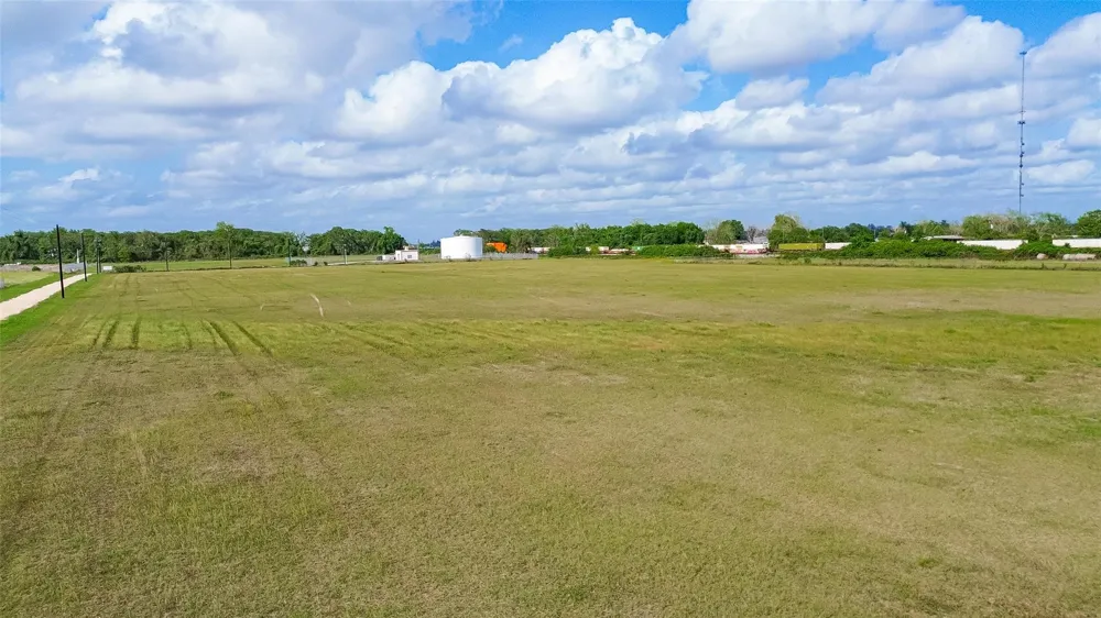 County Road 222 Wharton, TX 77488