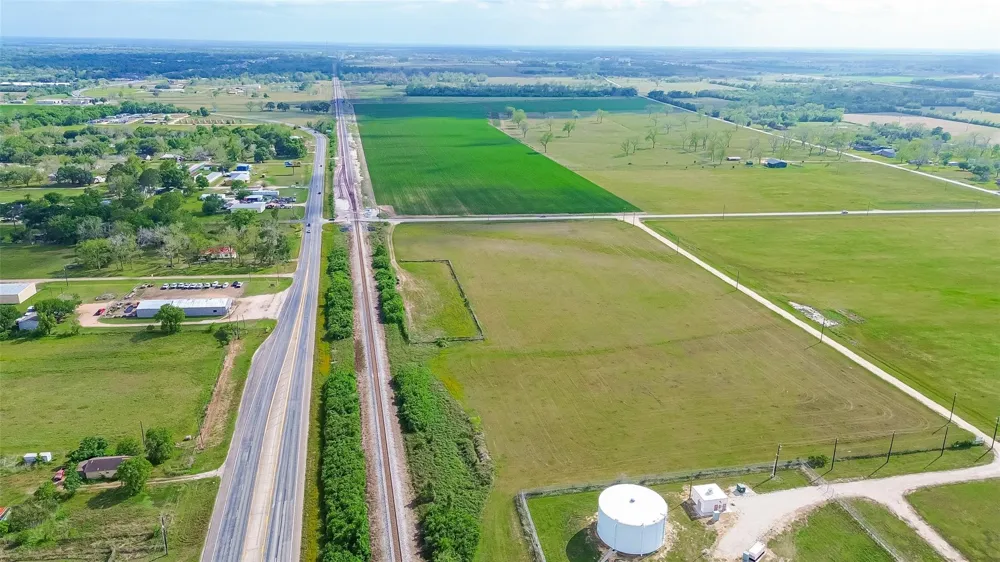 County Road 222 Wharton, TX 77488