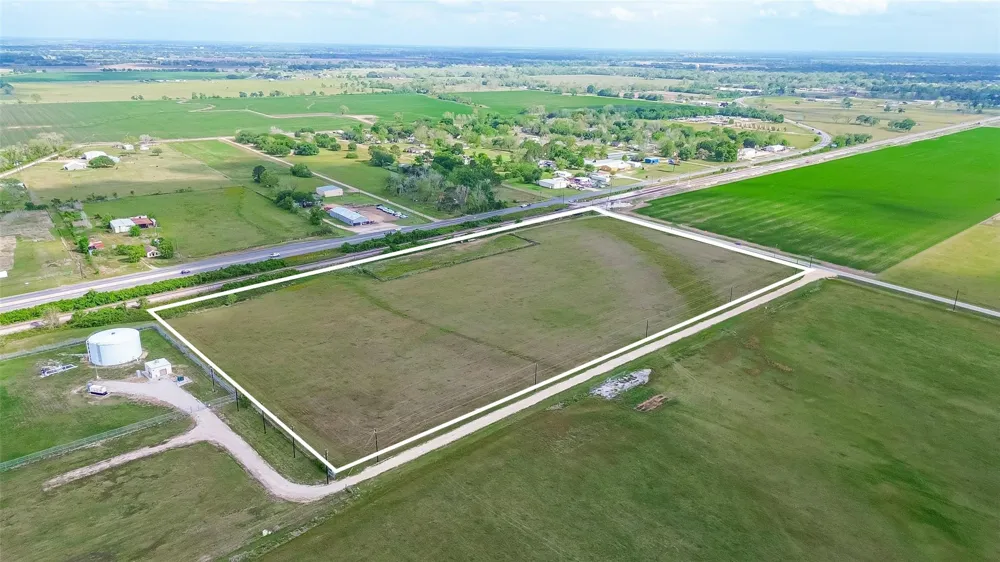 County Road 222 Wharton, TX 77488