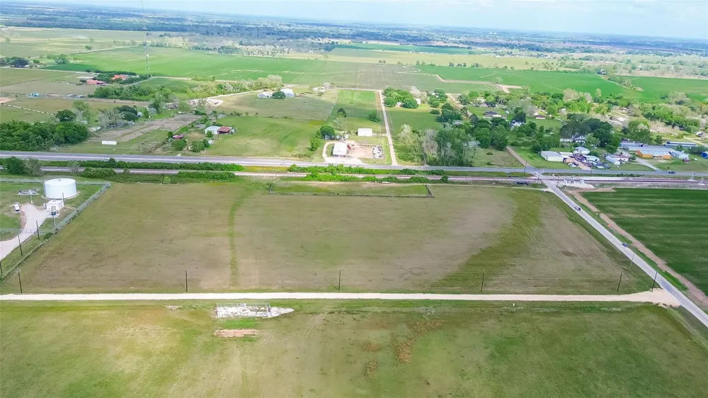 County Road 222 Wharton, TX 77488