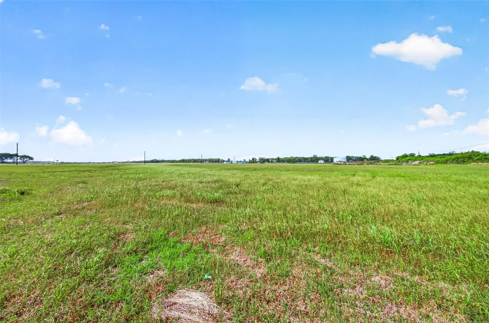 County Road 222 Wharton, TX 77488