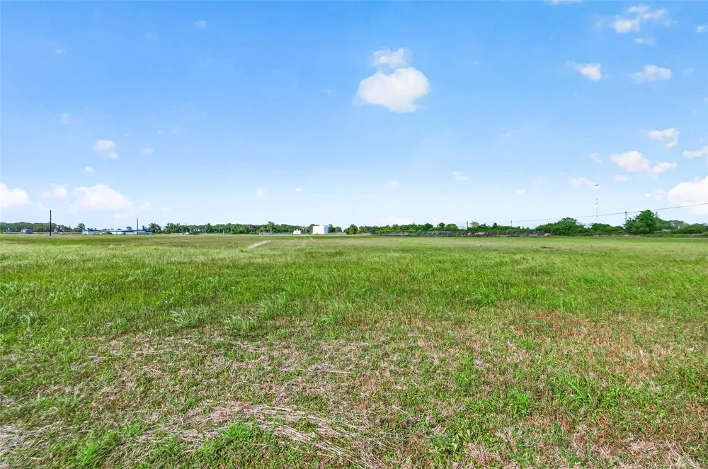 County Road 222 Wharton, TX 77488