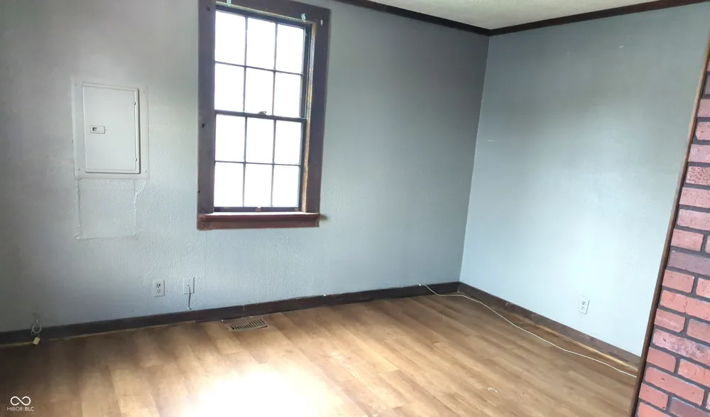 814 West Street Alexandria, IN 46001