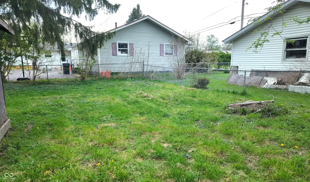 814 West Street Alexandria, IN 46001