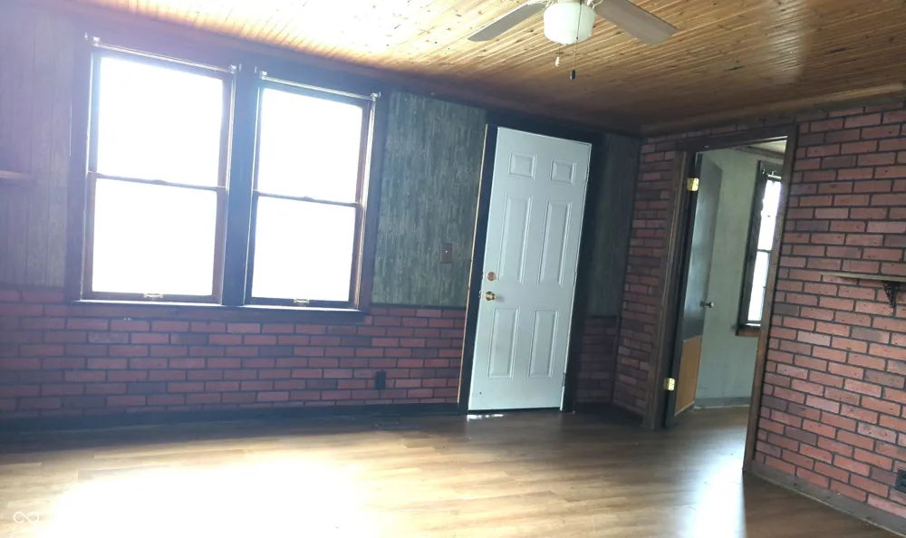 814 West Street Alexandria, IN 46001