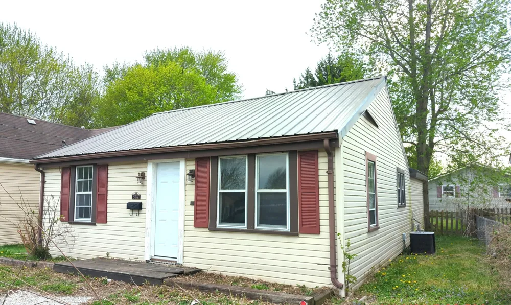 814 West Street Alexandria, IN 46001