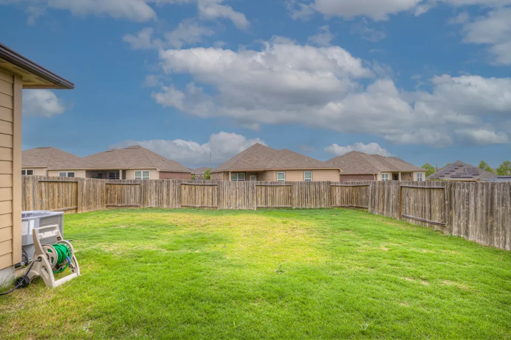 19720 Wt Gallaway Street Manor, TX 78653
