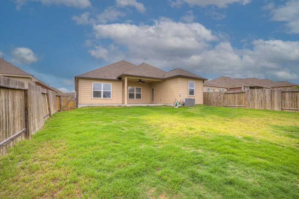 19720 Wt Gallaway Street Manor, TX 78653