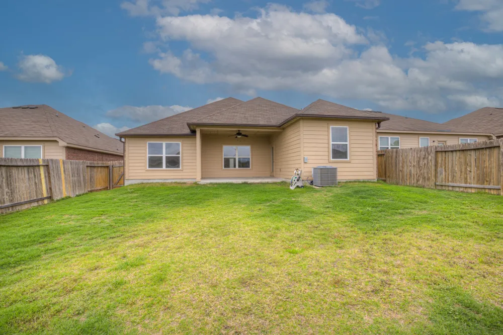 19720 Wt Gallaway Street Manor, TX 78653
