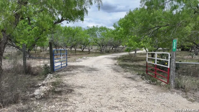530 Pr D47 Charlotte, TX 78011