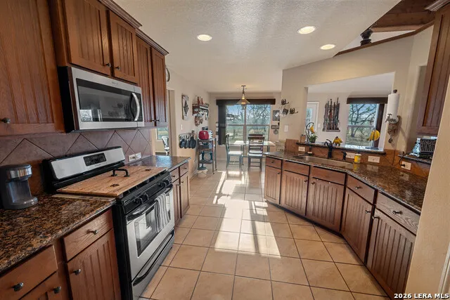 530 Pr D47 Charlotte, TX 78011
