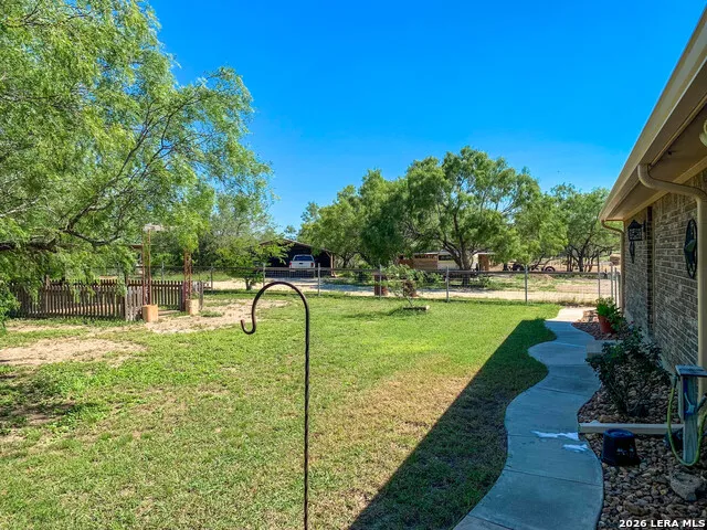530 Pr D47 Charlotte, TX 78011