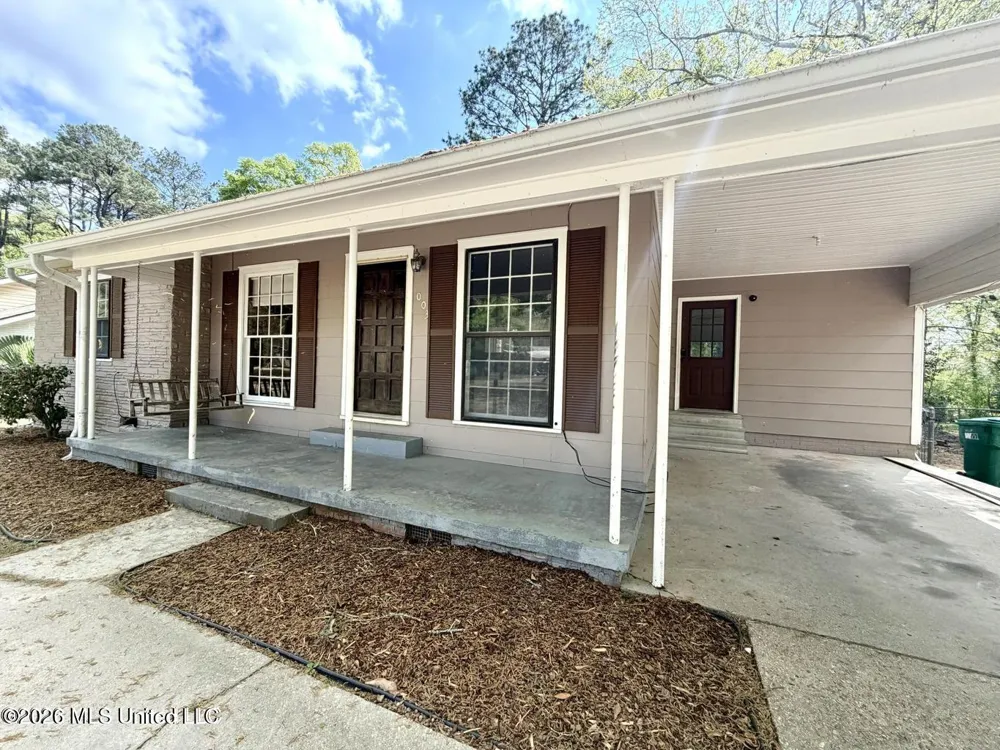 1003 S Jackson Street Brookhaven, MS 39601