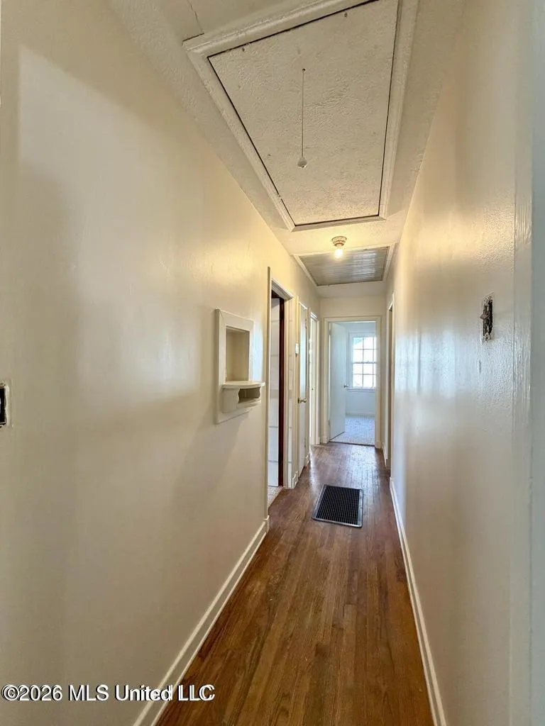 1003 S Jackson Street Brookhaven, MS 39601