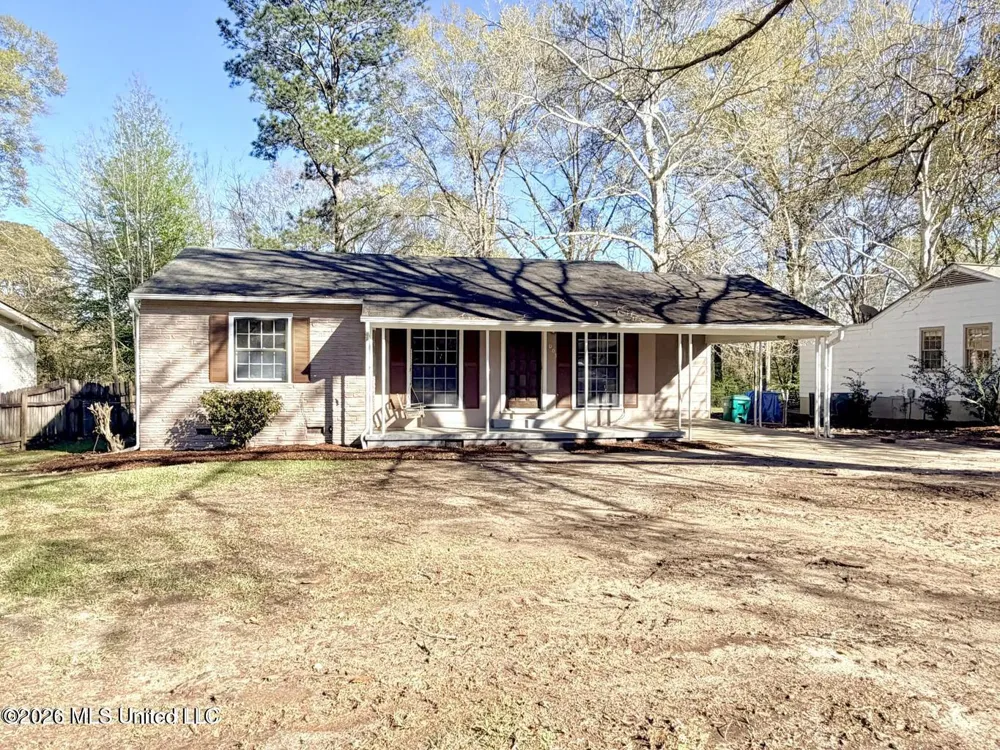 1003 S Jackson Street Brookhaven, MS 39601