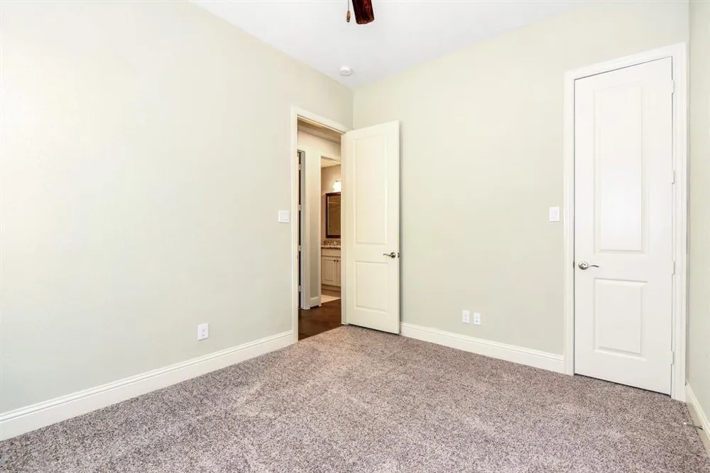 137 Skybranch Drive Conroe, TX 77304