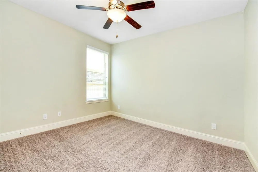 137 Skybranch Drive Conroe, TX 77304
