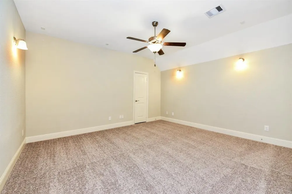137 Skybranch Drive Conroe, TX 77304