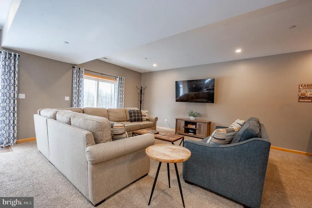 226 WISP ADVENTURE ROAD Mc Henry, MD 21541