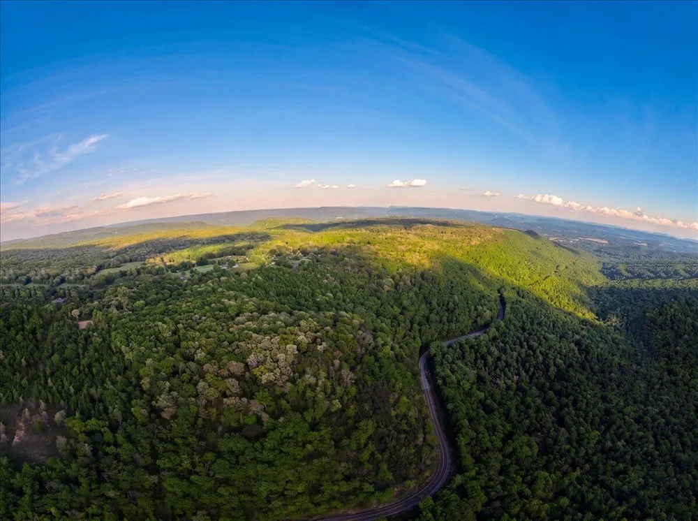 Sequatchie Mountain Road Sequatchie, TN 37374