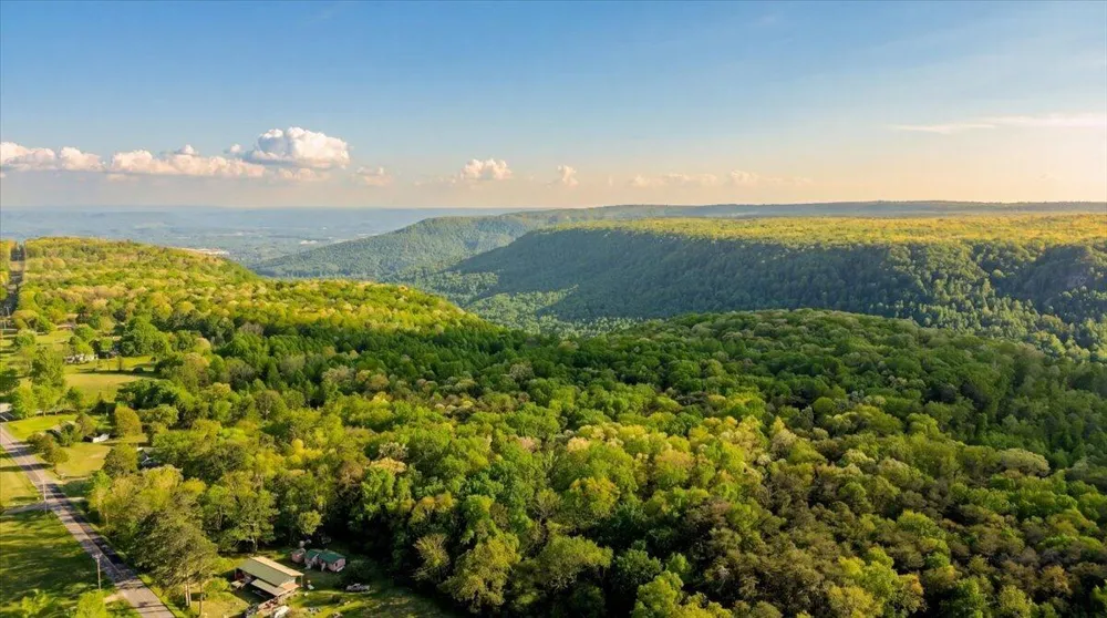 Sequatchie Mountain Road Sequatchie, TN 37374