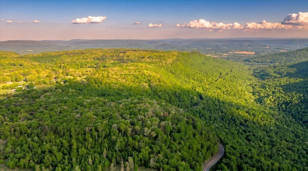Sequatchie Mountain Road Sequatchie, TN 37374