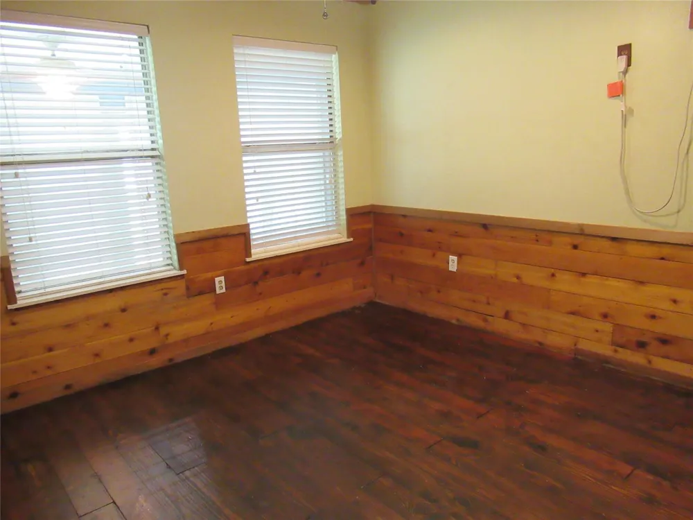 184 Hickory Drive Onalaska, TX 77360