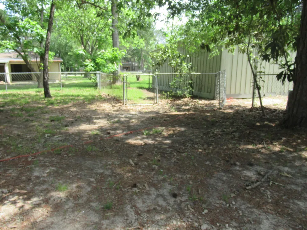 184 Hickory Drive Onalaska, TX 77360