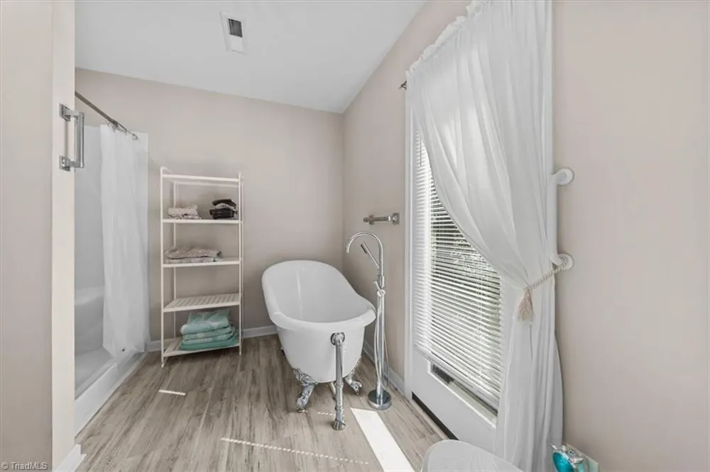 330 Hillview Drive Lexington, NC 27292