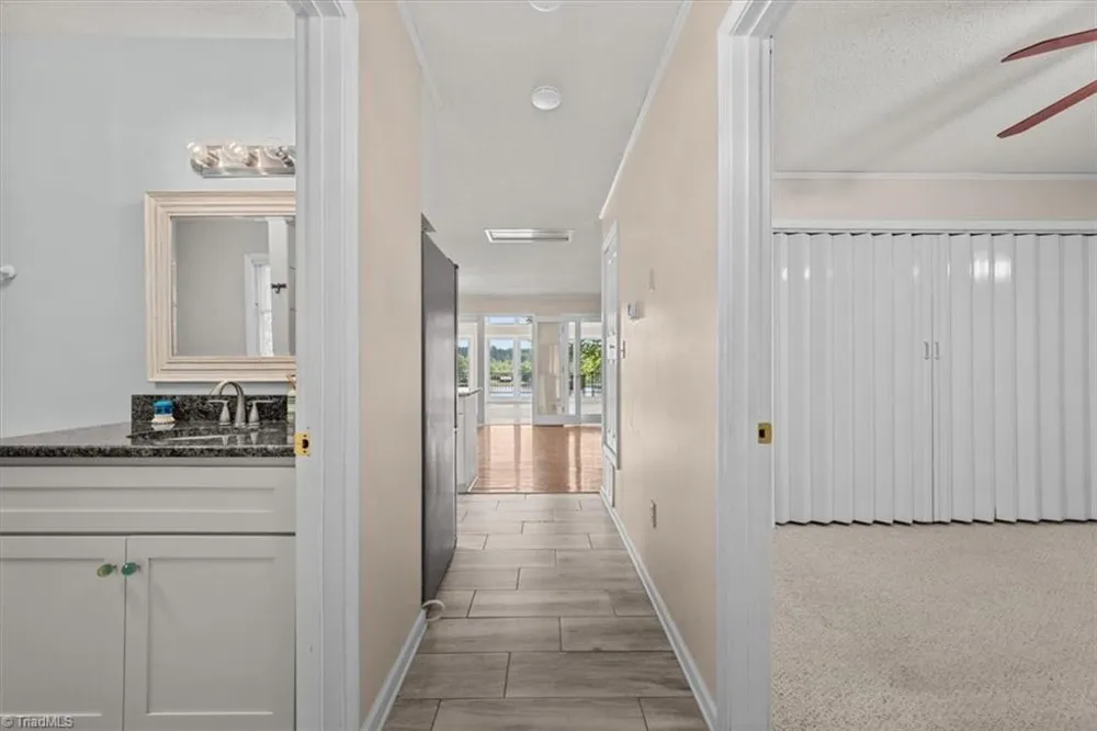 330 Hillview Drive Lexington, NC 27292