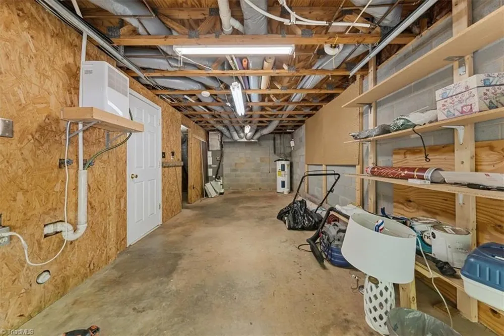330 Hillview Drive Lexington, NC 27292