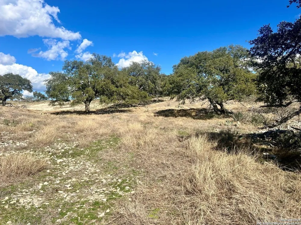125 Loma Vista Ranch Kerrville, TX 78028
