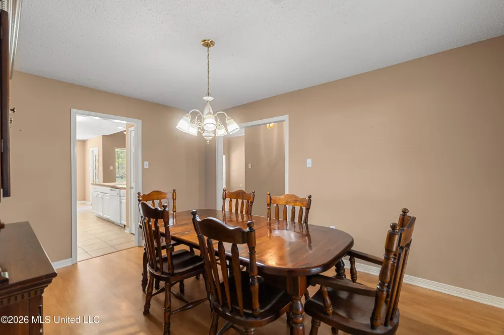 107 Brentwood Drive Picayune, MS 39466