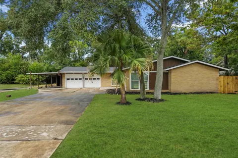632 Meadowlawn Street