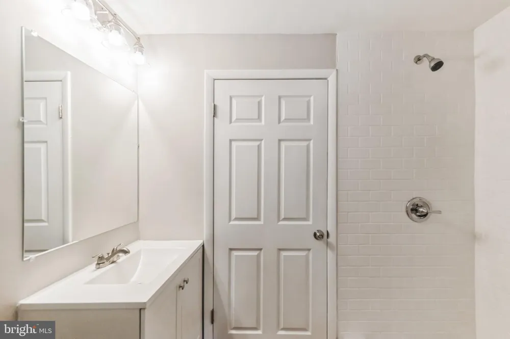 7280 BALDWIN ROAD Warrenton, VA 20187