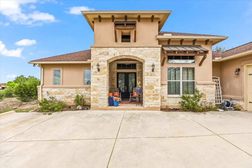 1930 Rothschild New Braunfels, TX 78132