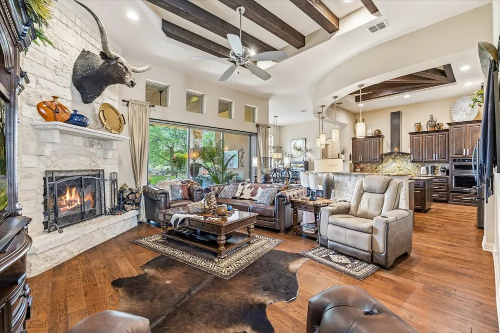 1930 Rothschild New Braunfels, TX 78132