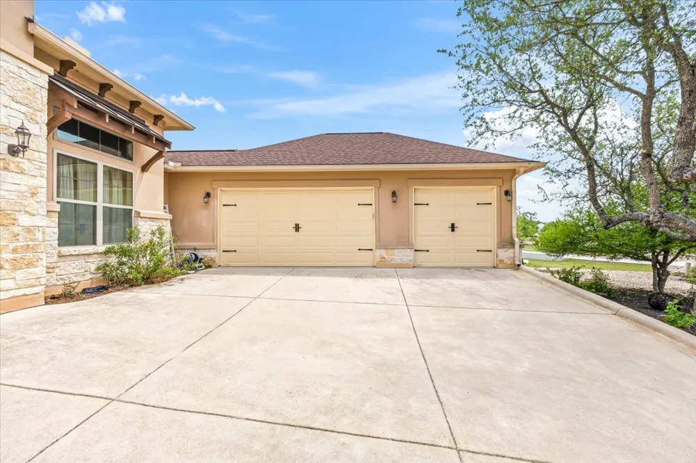 1930 Rothschild New Braunfels, TX 78132
