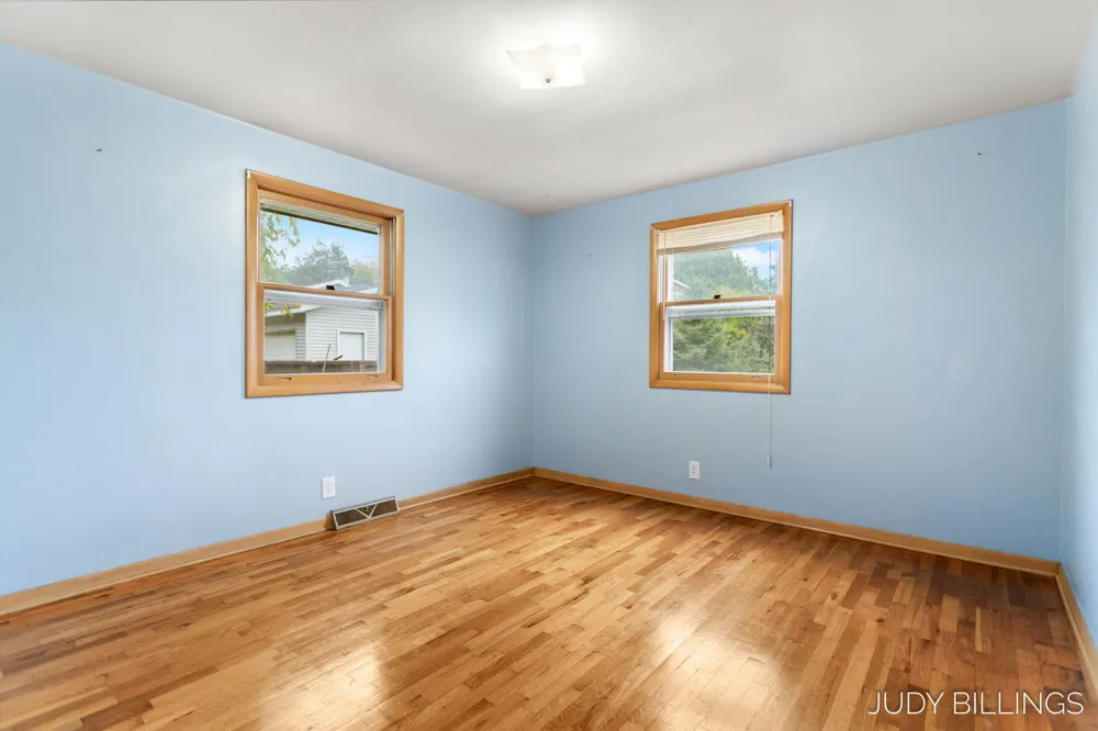 6342 Old Allegan Road Saugatuck, MI 49453