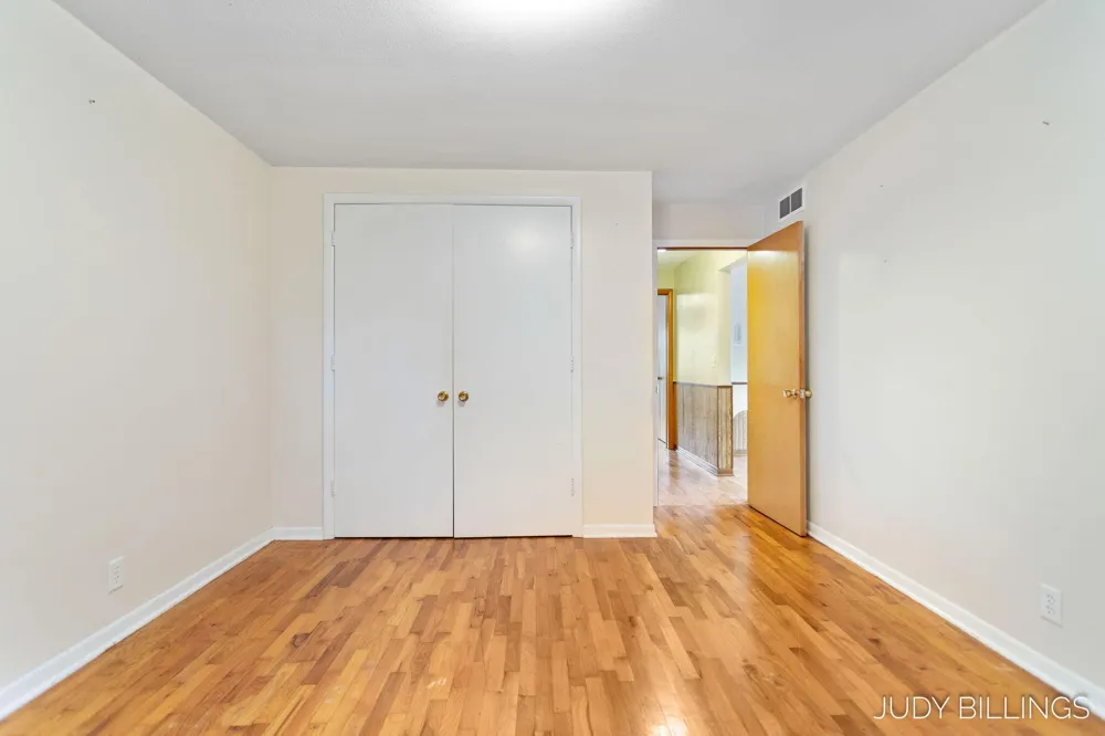 6342 Old Allegan Road Saugatuck, MI 49453