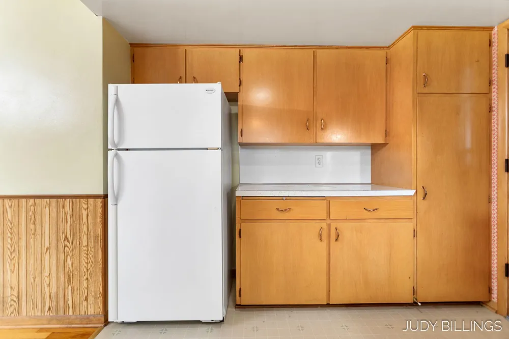 6342 Old Allegan Road Saugatuck, MI 49453