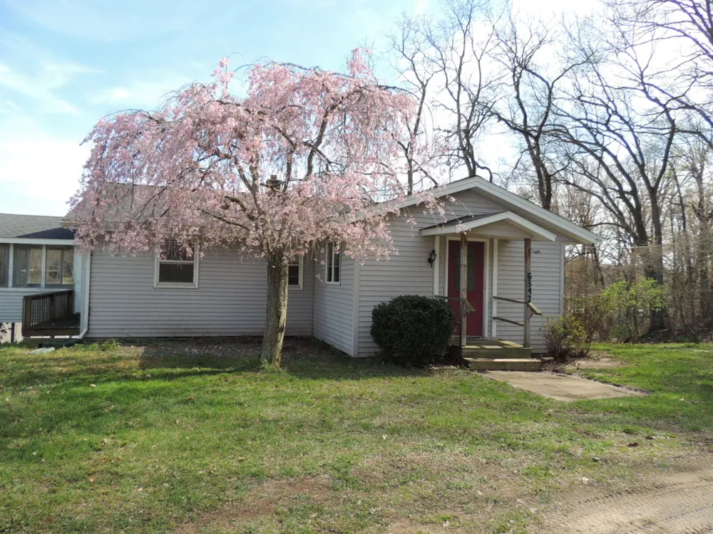 6342 Old Allegan Road Saugatuck, MI 49453