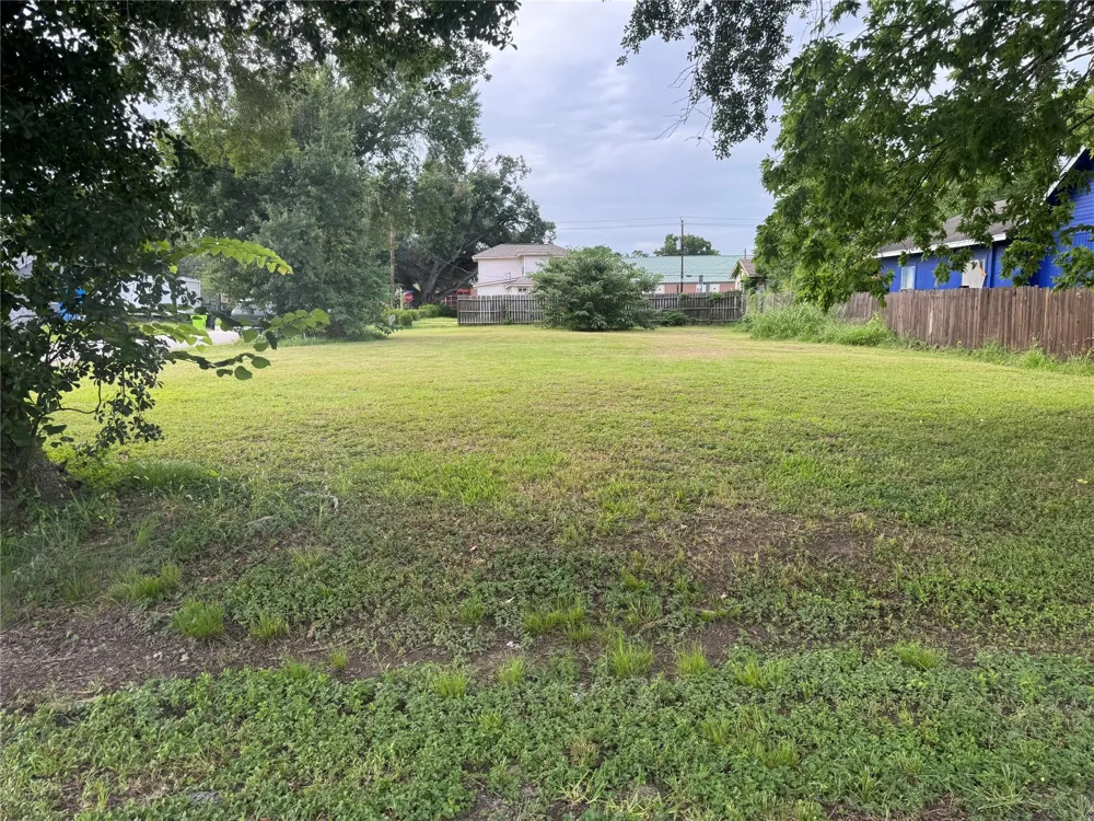 514 Travis St Street Richmond, TX 77469