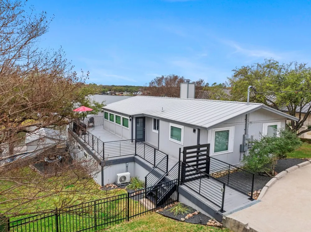 205 Beaver Circle Horseshoe Bay, TX 78657