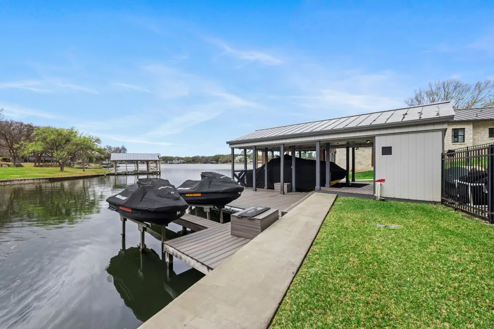205 Beaver Circle Horseshoe Bay, TX 78657