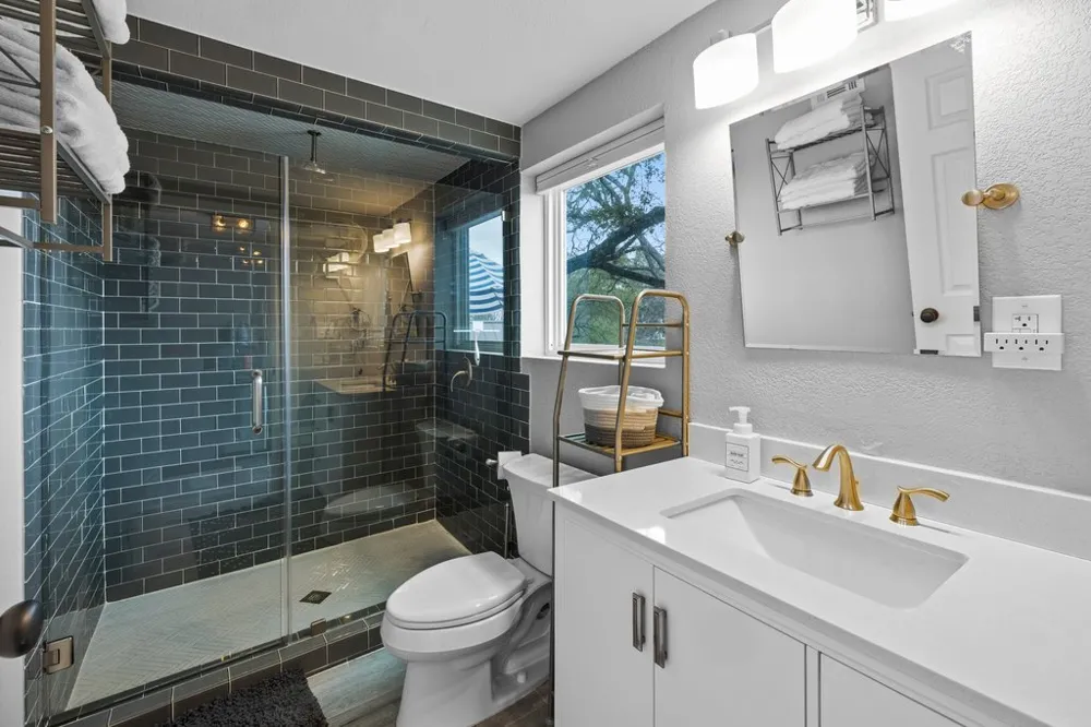 205 Beaver Circle Horseshoe Bay, TX 78657