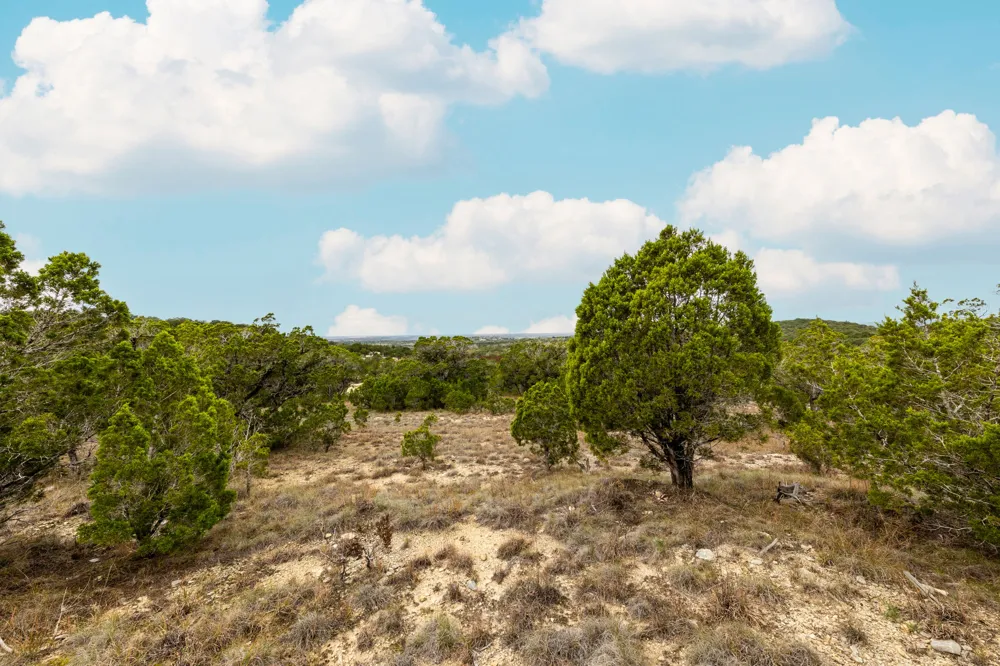 6438 Shaw Drive Marble Falls, TX 78654