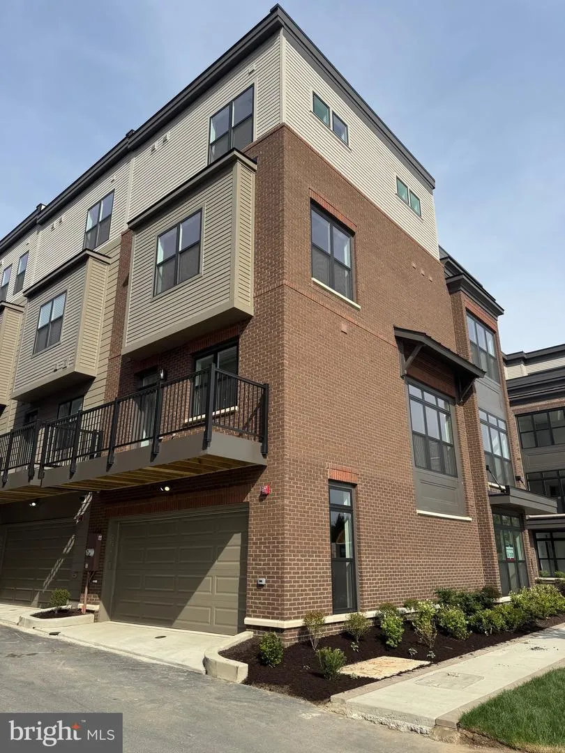 5518 TOPAZ LANE Bethesda, MD 20816